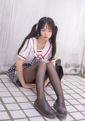 唱歌的大姐姐也想谈恋爱动漫_高清免费观看